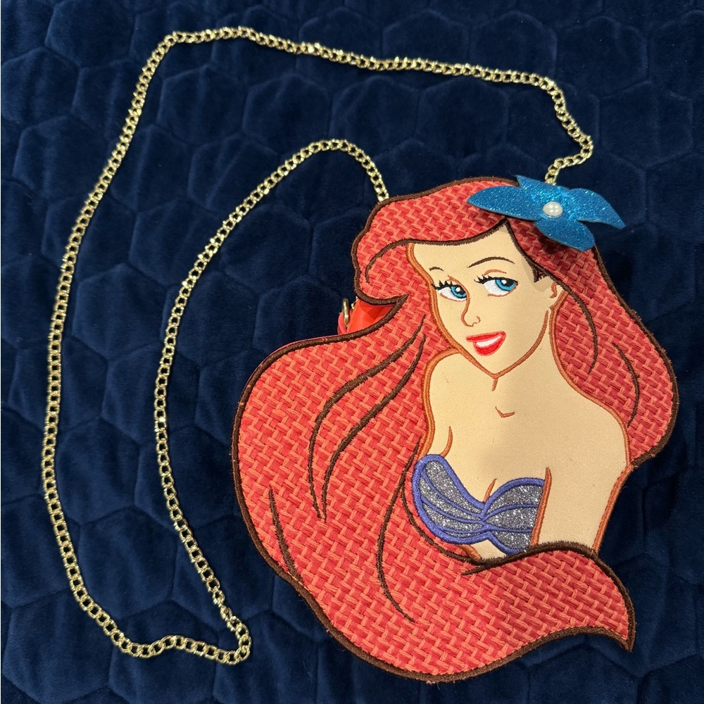Vintage Danielle Nicole Disney’s The Little Mermaid - Ariel Crossbody Bag